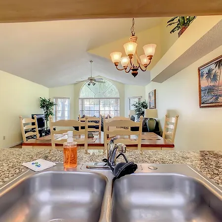 Quaint Getaway! 3 Bedroom Condo Near Disney Parks! Kissimmee Exterior photo