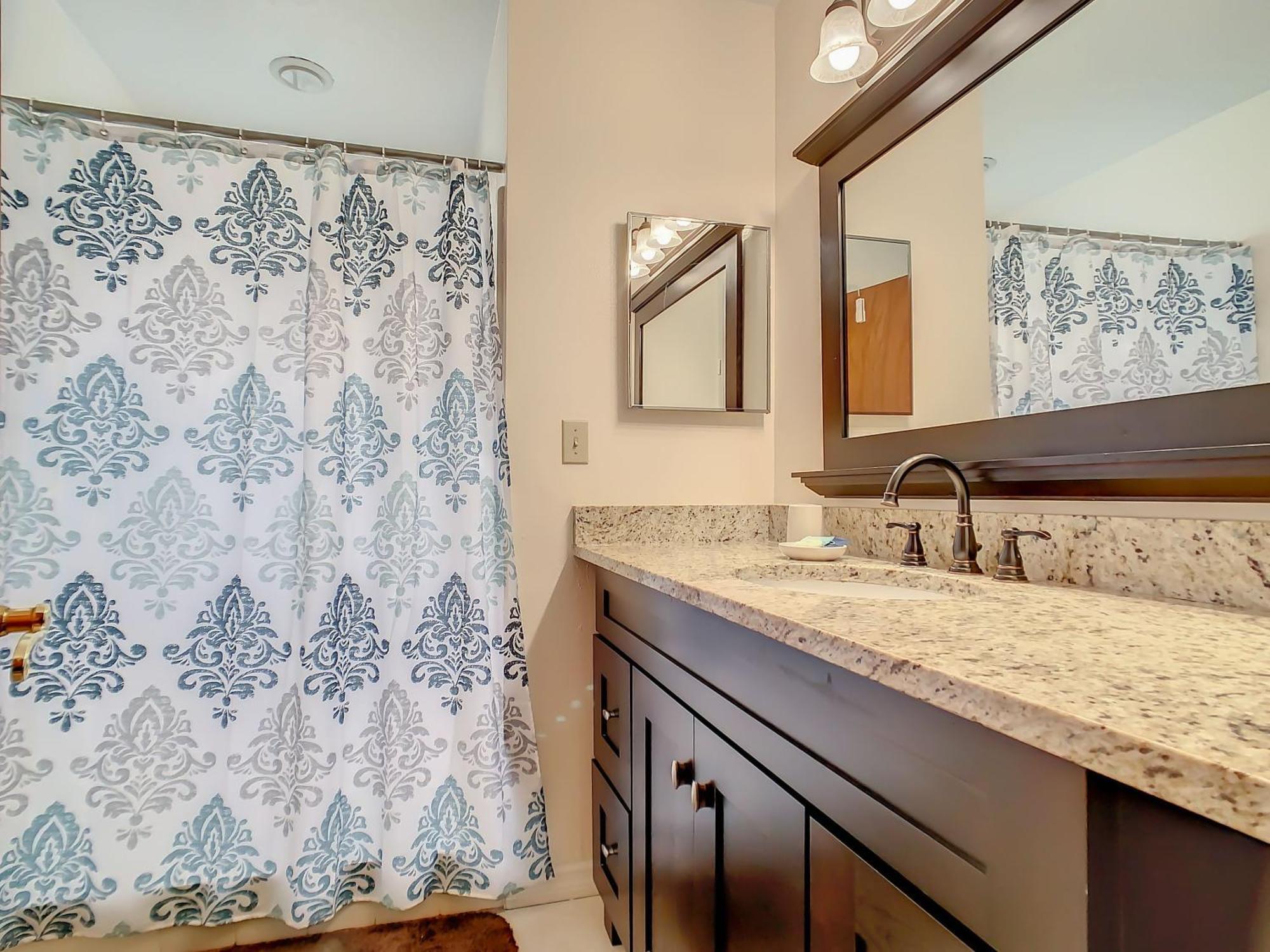 Appartement Quaint Getaway! 3 Bedroom Near Parks!