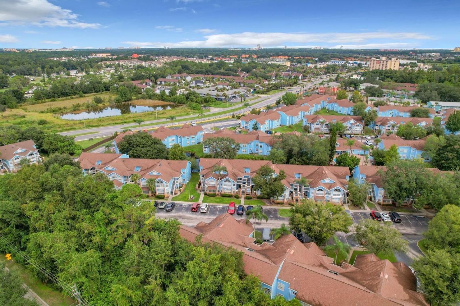 Appartement Quaint Getaway! 3 Bedroom Near Parks!