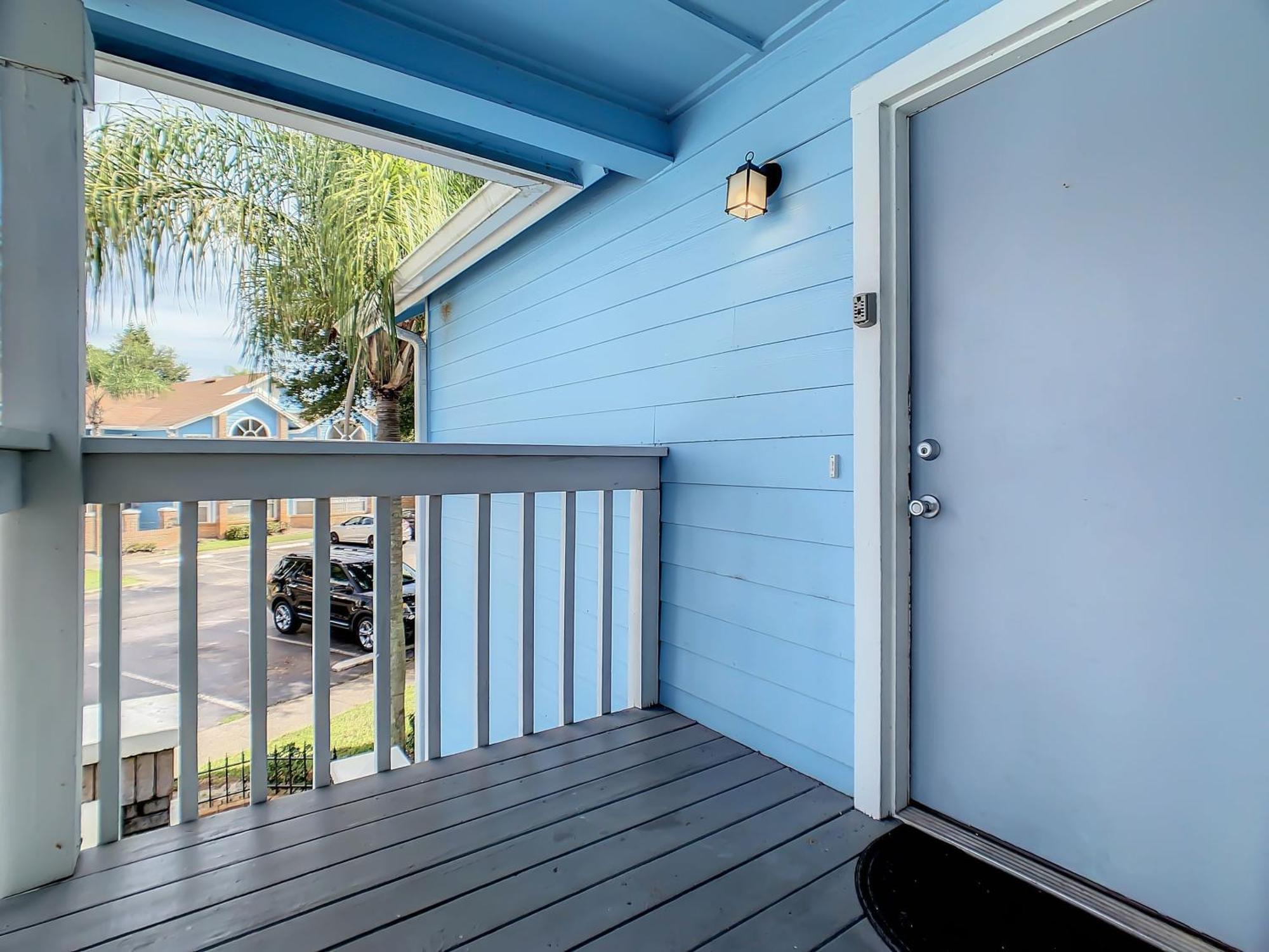 Quaint Getaway! 3 Bedroom Near Parks!